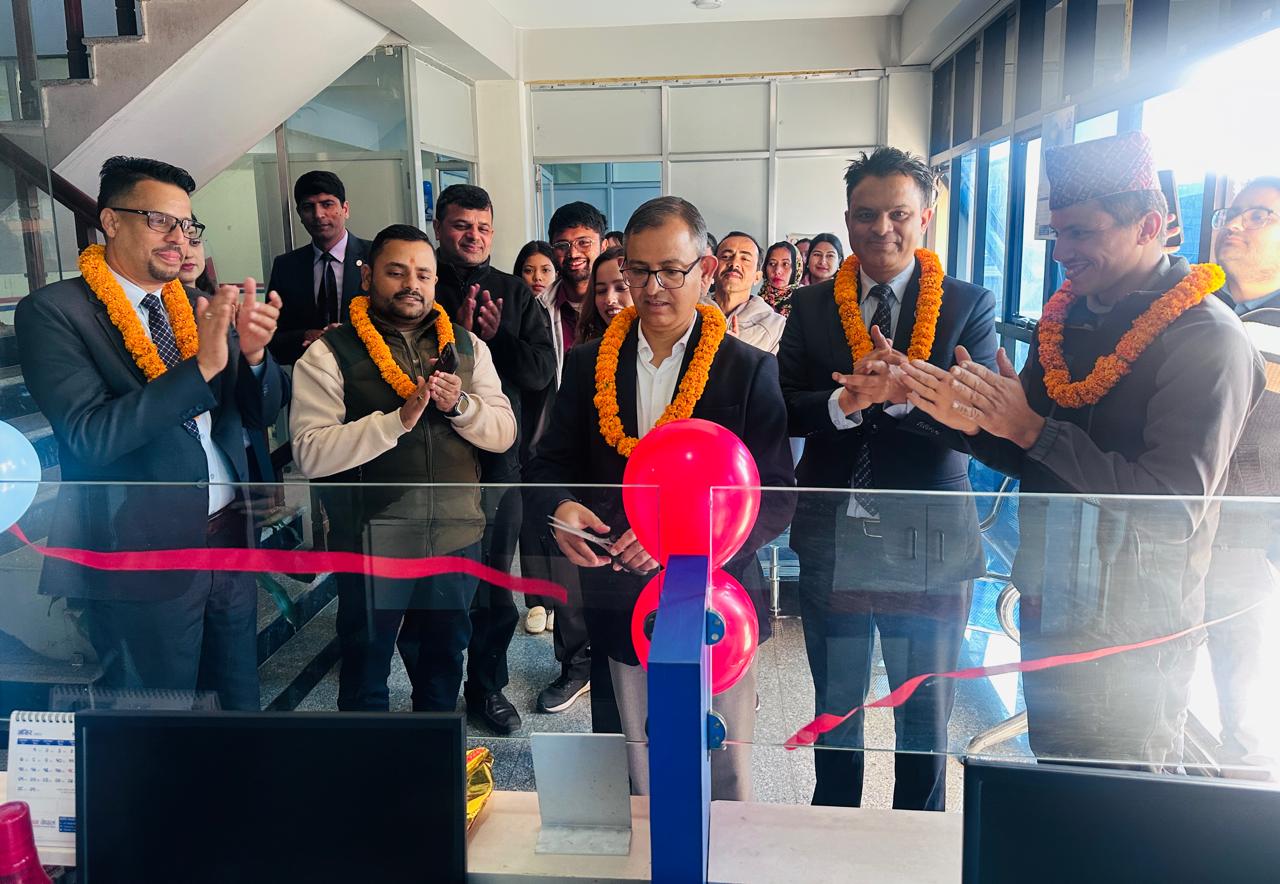 सन नेपाल लाइफ इन्स्योरेन्सको नारायणी क्षेत्र स्थित  तीन शाखाको स्थान्तरण